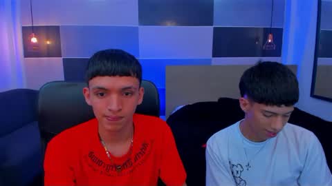 Snapshot of juan_nd_steven chatting on 01/17/25, 07:51 JuanSteven online show from 01/17/25, 07:51