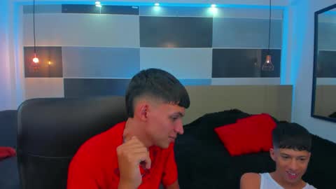 Snapshot of juan_nd_steven chatting on 02/06/25, 04:21 JuanSteven online show from 02/06/25, 04:21