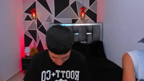 JuanSteven online show from 05/05/26, 03:58