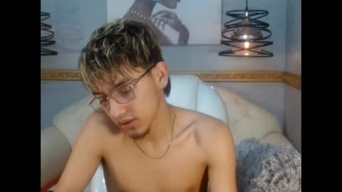 juan_saul1 online show from 06/03/26, 10:18