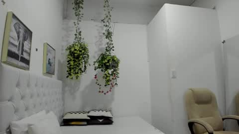 juana_naranjo online show from 06/02/26, 03:08