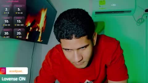 Snapshot of juanacock_2 chatting on 11/06/25, 03:18 Juan online show from 11/06/25, 03:18