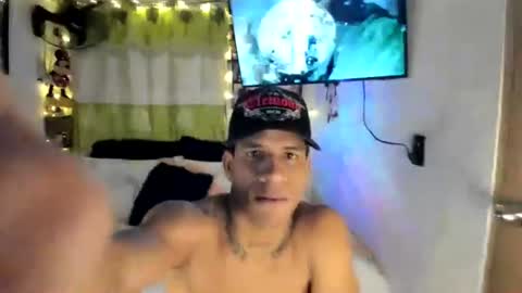 Snapshot of juanbigcock21cm chatting on 06/15/26, 11:51 juan jose online show from 06/15/26, 11:51