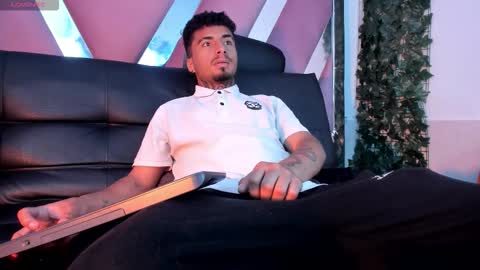 juancamilo66_ online show from 03/25/26, 03:29