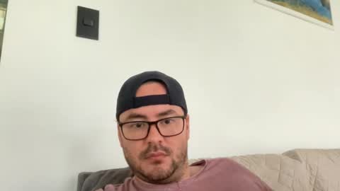 juanchom online show from 10/21/25, 02:29