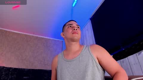 Juan David online show from 03/06/25, 02:08