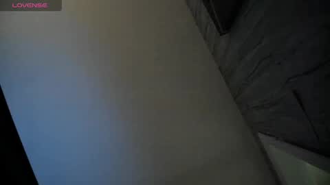 Snapshot of juandiamonds chatting on 05/13/26, 12:35 Juan David online show from 05/13/26, 12:35