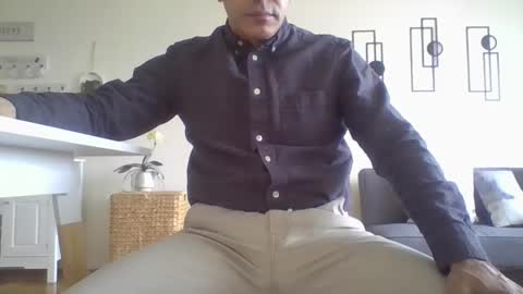 juanearth1 online show from 04/29/26, 09:32