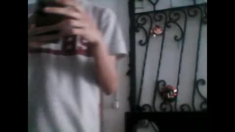 Juanesan CaballeroSolitario online show from 05/05/26, 12:35