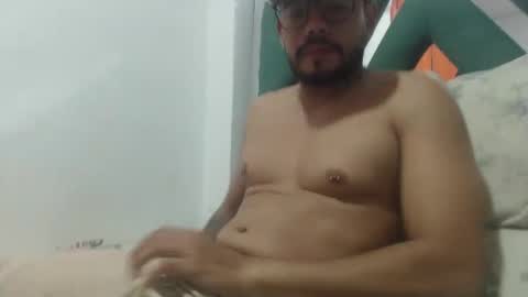 juanfe_style online show from 11/16/25, 04:07