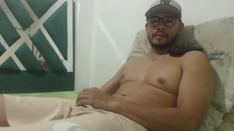 Snapshot of juanfe_style chatting on 03/19/26, 12:47 juanfe_style online show from 03/19/26, 12:47