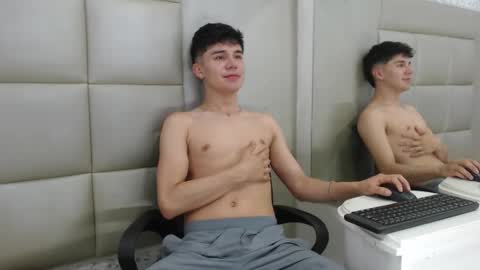 Snapshot of juangomm chatting on 12/23/25, 05:16 JuanGomm online show from 12/23/25, 05:16