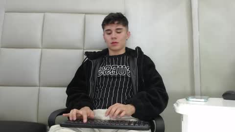 Snapshot of juangomm chatting on 01/15/26, 07:50 JuanGomm online show from 01/15/26, 07:50