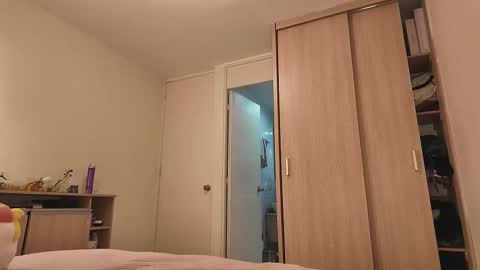 juanilla99 online show from 10/20/25, 03:51