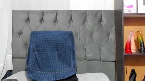 juanita online show from 02/12/25, 12:27
