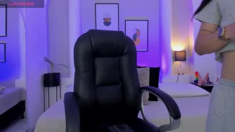 juanita__acosta online show from 03/19/26, 04:55