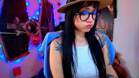 Juanita online show from 04/01/26, 08:17