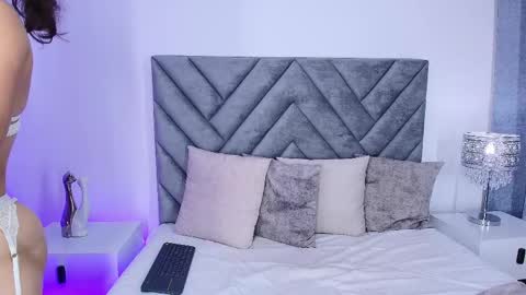 juanita_owens online show from 02/18/25, 09:42