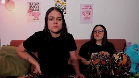 juanitaaa_ online show from 04/09/26, 12:54