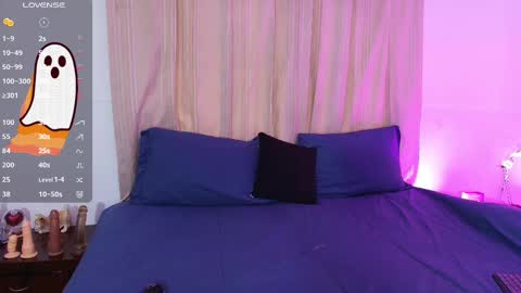 Blue online show from 10/07/25, 03:53