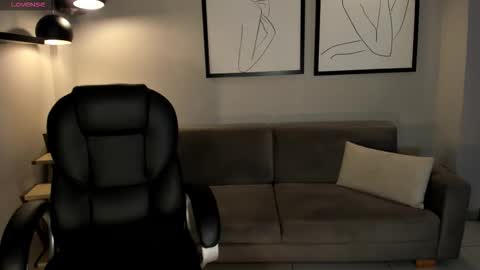 Juanita Clay online show from 12/01/25, 07:30