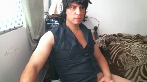 Snapshot of juanito2727 chatting on 12/08/24, 08:47 amor online show from 12/08/24, 08:47