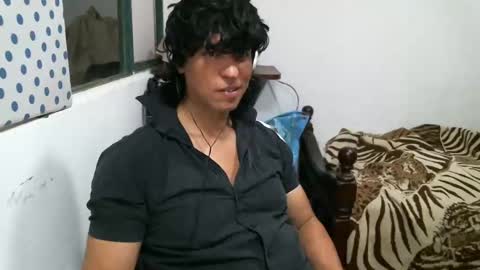 Snapshot of juanito2727 chatting on 12/16/24, 03:51 amor online show from 12/16/24, 03:51