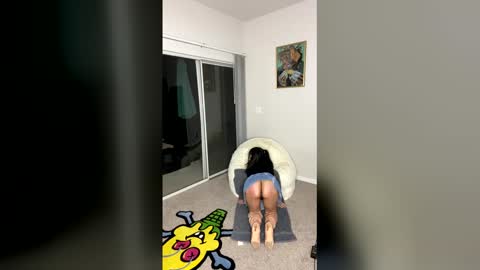 Snapshot of juanitodeynewyork chatting on 12/03/25, 03:03 juanitodeynewyork online show from 12/03/25, 03:03