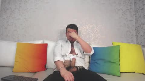 Snapshot of juank_fit45 chatting on 09/23/25, 02:42 Juan k online show from 09/23/25, 02:42