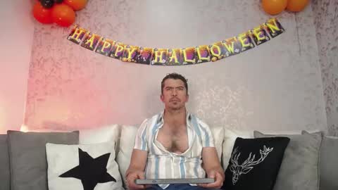 Snapshot of juank_fit45 chatting on 10/07/25, 02:14 Juan k online show from 10/07/25, 02:14