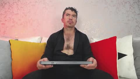 Snapshot of juank_fit45 chatting on 11/20/25, 01:55 Juan k online show from 11/20/25, 01:55