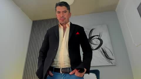 Snapshot of juank_fit45 chatting on 05/15/26, 02:57 Juan k online show from 05/15/26, 02:57