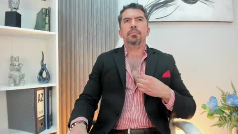 Snapshot of juank_fit45 chatting on 05/29/26, 01:14 Juan k online show from 05/29/26, 01:14