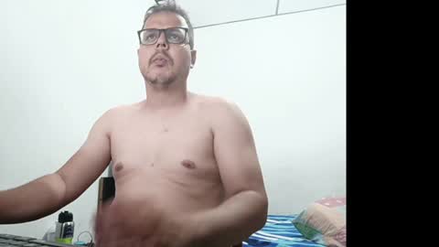 Snapshot of juannieto chatting on 12/25/24, 09:00 JN online show from 12/25/24, 09:00