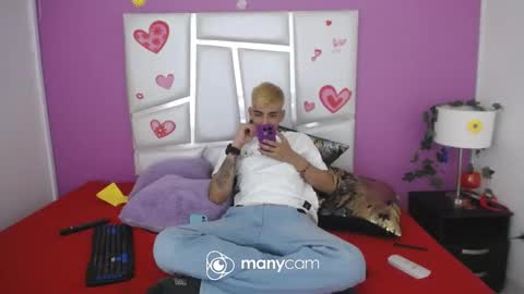 juanse1045panda online show from 10/20/25, 06:36