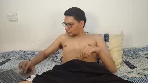 Snapshot of juansuarez204 chatting on 05/24/26, 09:09 juansuarez204 online show from 05/24/26, 09:09