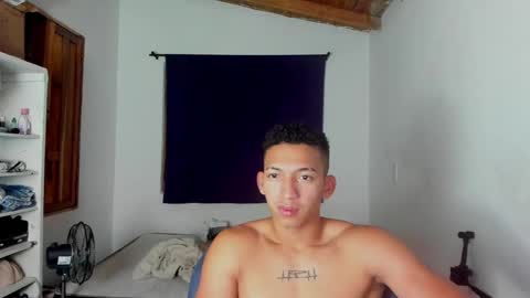 Snapshot of juansw66 chatting on 10/20/25, 07:42 juansw66 online show from 10/20/25, 07:42