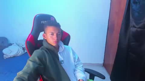 juansw66 online show from 03/27/26, 05:46