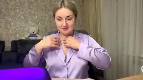 JudeValenti online show from 10/23/25, 05:01