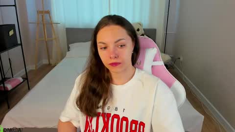 Judy Lewis online show from 04/21/26, 02:51