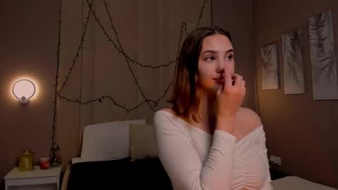 Snapshot of judymiles chatting on 09/13/25, 01:38 Angelica online show from 09/13/25, 01:38