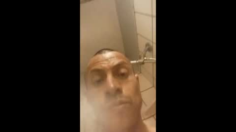 Snapshot of jugg3 chatting on 01/26/25, 04:09 Carlos online show from 01/26/25, 04:09