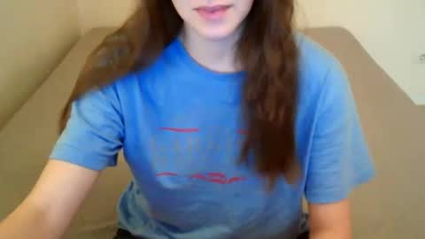 Snapshot of juicetalia chatting on 10/25/25, 08:22 JuiceTalia online show from 10/25/25, 08:22