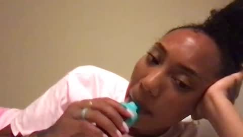 Snapshot of juicijazzi chatting on 10/22/25, 08:58 juicijazzi online show from 10/22/25, 08:58