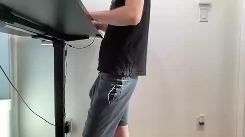 Snapshot of juicy_boy21 chatting on 10/15/25, 01:55 juicy boy21 online show from 10/15/25, 01:55