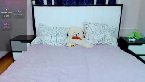 Snapshot of juicy_diana chatting on 02/02/25, 05:53 Diana For friends simple Di online show from 02/02/25, 05:53