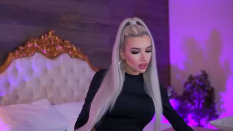 Jessye online show from 09/14/25, 07:46