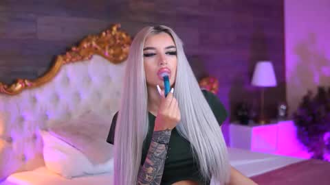 Jessye online show from 10/10/25, 07:46