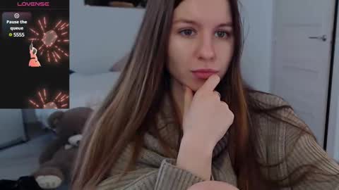 laura online show from 01/15/25, 10:27