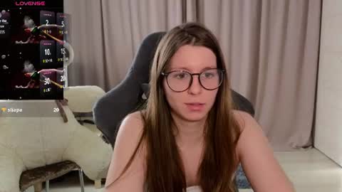 laura online show from 06/23/26, 04:27